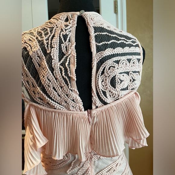 Soft Pink Lace Midi Dress - Picture 4 of 7